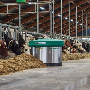 GEA FRone Feed Pusher Robot