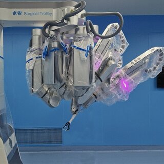 Single-port Endoscopic Surgical Robot