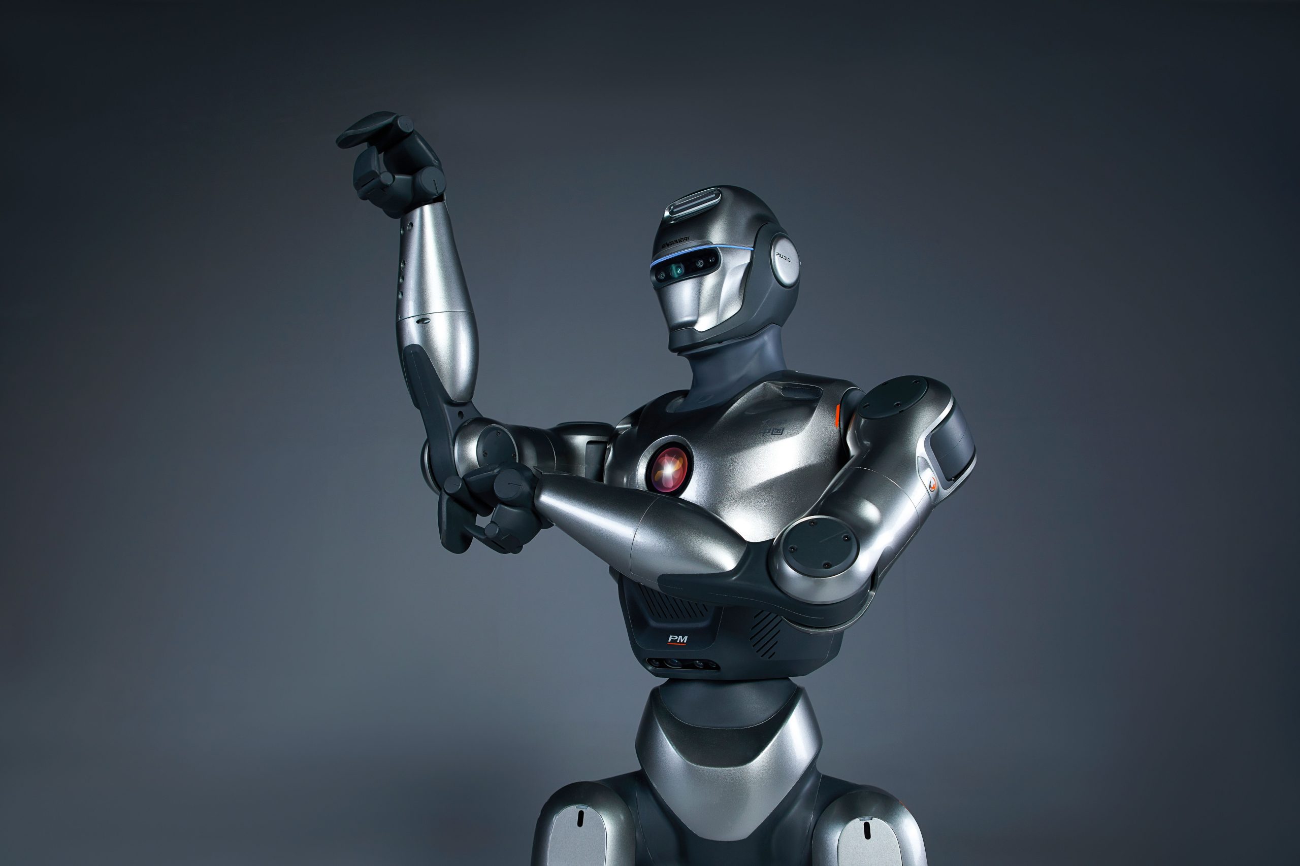 EngineAI PM01